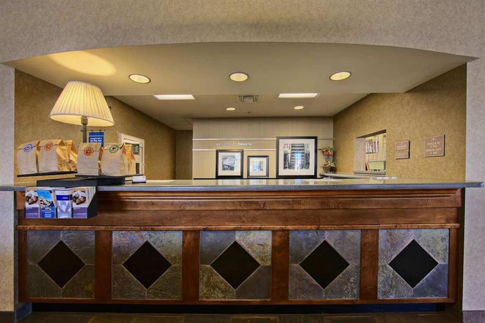 Hampton Inn Tooele インテリア 写真